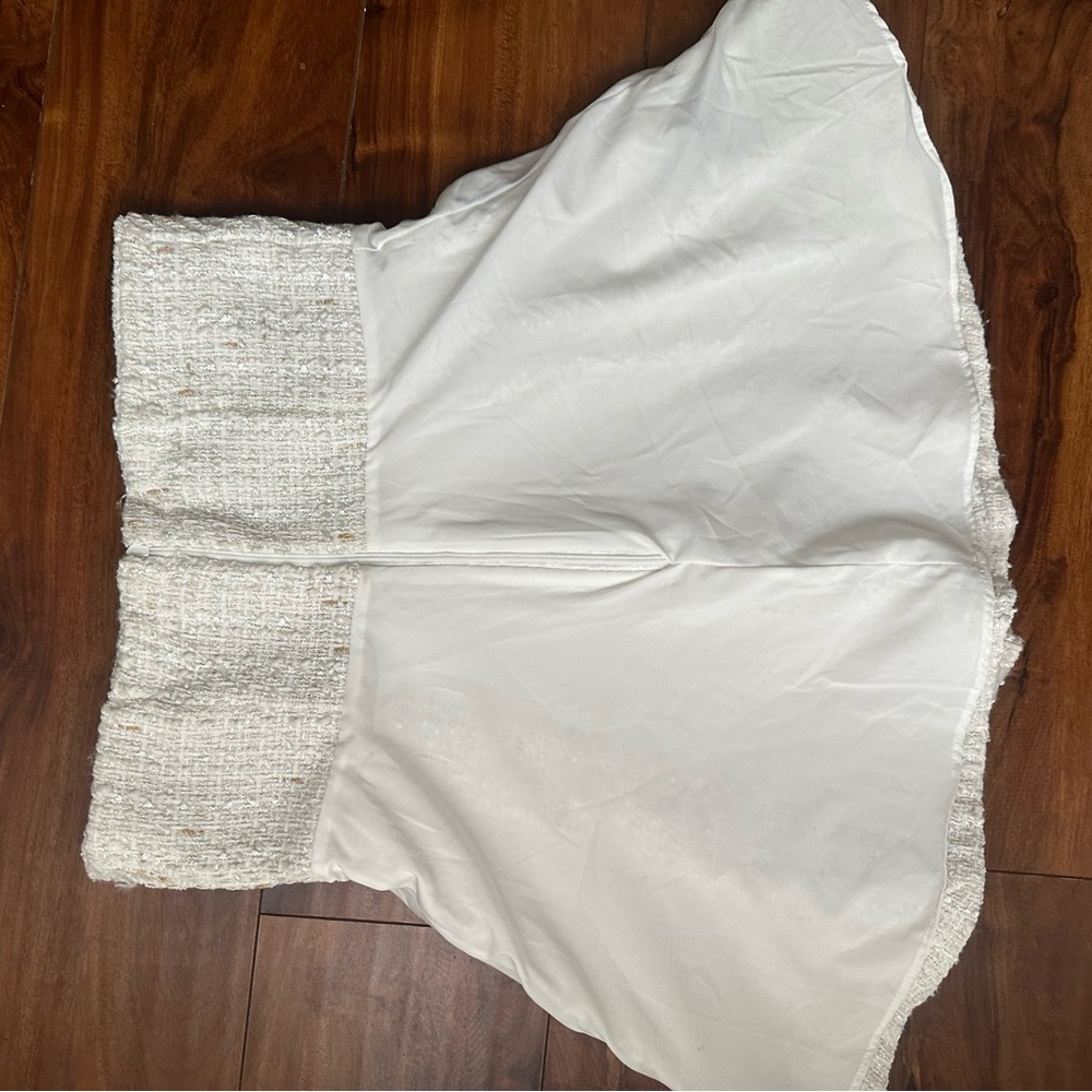 Elegant Cream Blouse and Skirt Set - Picture 7 of 7